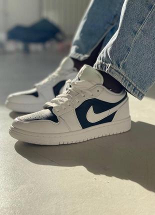 Nike air jordan retro 1 low panda black white трендові кросівки найк джордан чорно білі низькі круті чорно білі кросівки