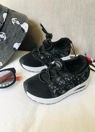 Кросы кроссовки кросівки