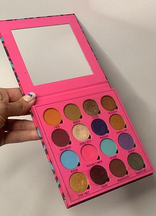 Makeup obsession in the neon jungle eyeshadow palette палетка теней для век