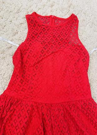 Червона ажурна сукня2 фото