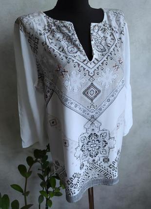 Блуза туніка цікавий принт тоненька універсальна