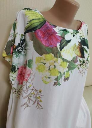 Модная , нарядная блуза туника с нежным принтом , р 52- 56 , б/у2 фото