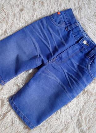 Стильні яскраві джинсові шорти від next