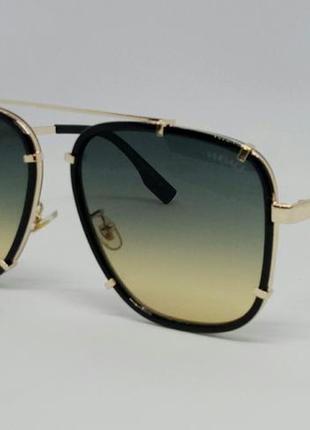 Versace стильные женские солнцезащитные очки сине бежевый градиент в золотом металле