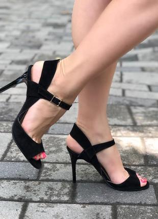 Замшеві босоніжки на підборах🖤 каблук - 10,5 см