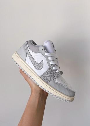 Женские кожаные кроссовки nike air jordan 1 low grey#найк