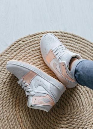 Жіночі високі шкіряні кросівки nike air jordan 1 high grey/orange#найк