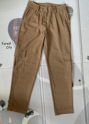Крутейшие штаны песочного цвета фирмы y.a.s
