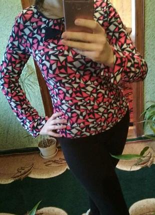 Красива блузочка розмір 48