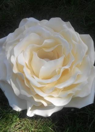 Люстра роза светильник цветок из материала изолон ручная работа1 фото