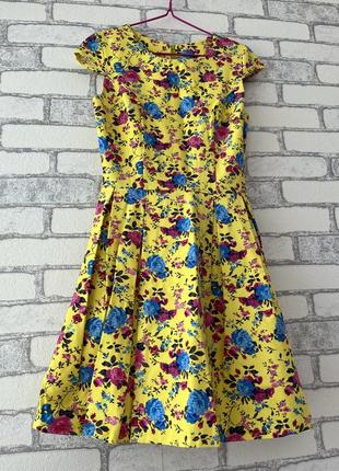 Сукня плаття з квітковим принтом