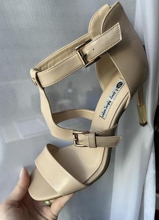 Босоніжки lino marano