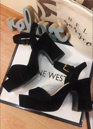 Босоножки женские на танкетки  nine west3 фото