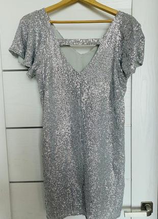 Платье в пайетках, вечернее платье
