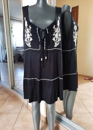 Віскозне з вишивкою платті 👗 туніка великого розміру