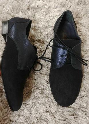 Туфельки estelle minelli нат.замша 37р.
