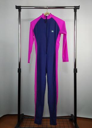 Сонцезахисний костюм для занять водним спортом гідрокостюм