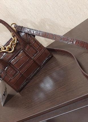Zara сумка мини с тиснением коричневый3 фото