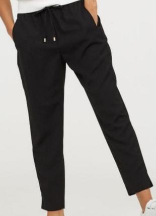 Чёрные базовые брюки укороченые штаны на резинке с эластичной талией
