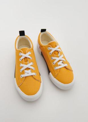 Кеди стильні та дуже зручні