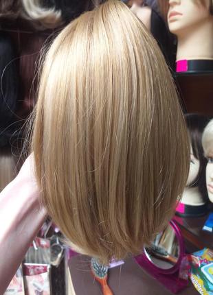 Хвіст шиньйон волосся на крабі