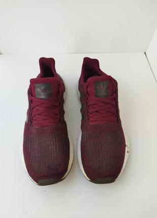 Кросівки dark adidas swift run2 фото