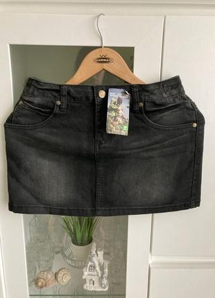 Темная серая почти чёрная короткая джинсовая юбка m&s