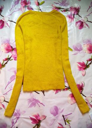 Zаrа лимонная коллекция.свитер в стиле паутинка с круглым вырезом и длинными рукавами3 фото