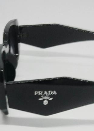Prada стильные женские солнцезащитные очки чёрные с градиентом4 фото