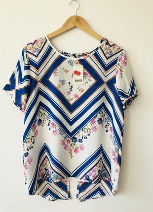 Лёгкая блуза в цветочный принт2 фото