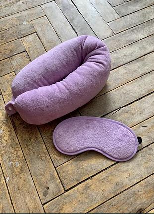 Подушка и маска в дорогу