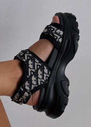 Жіночі шикарні чорні босоніжки на платформі в стилі sandals dior black бренд женские черные сандалии босоножки на высокой подошве4 фото