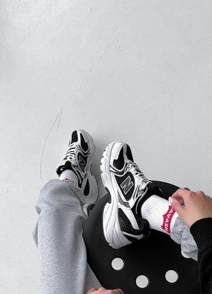 New balance 530 black white running трендові чорно білі кросівки баланс черно белые женские брендовые кроссовки демисезон с сеткой6 фото