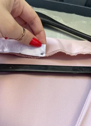 Нежное пудровое платье с рюшей montella5 фото