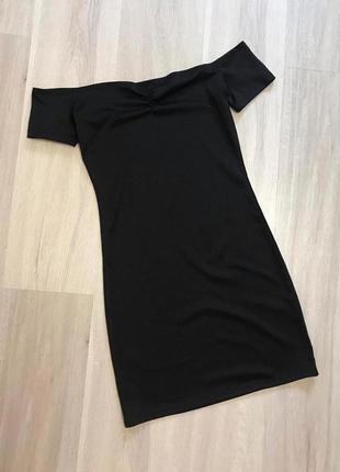 Нове чорне базову сукню на плечі зі стяжкою спереду нова чорна базова сукня на плечі h&m