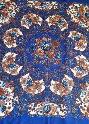 Голубой платок в цветочный принт с кисточками ahuse(94 см на 96 см)6 фото
