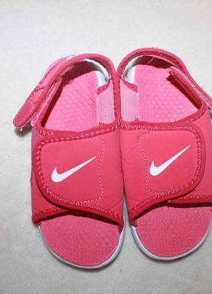 Мега крутые боссоножки фирмы nike 27 размера по стельке от края до края 17-17,3 см.