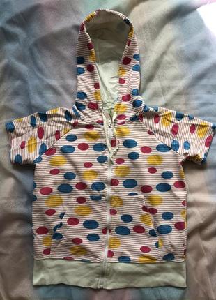 Яркая кофта на молнии с коротким рукавом и капюшоном