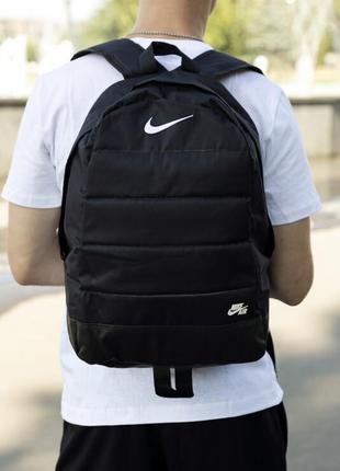 Городской рюкзак с белым логотипом. цвет: черный. артикул: 10-00156 фото
