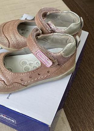 Туфлі chicco 2