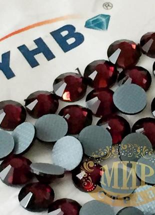 Стрази yhb lux, колір lt burgundy, hf, ss16 (3,8-4мм), 100шт