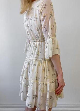 Шифонова молочна сукня в квітковий принт8 фото