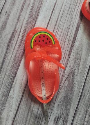 Босоножки crocs для малышки7 фото