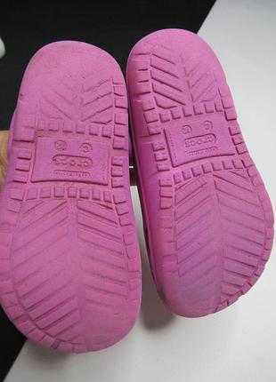 Продам crocs 7