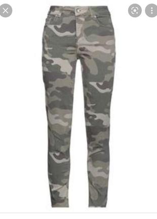 Камуфляжные джинсы,скинни tally  wejil,34-36(xs,s) c камушками