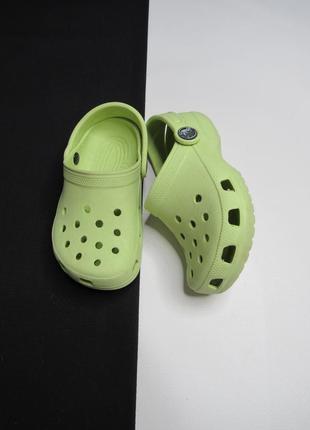 Продам crocs