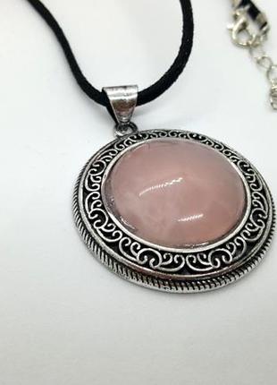 🌸✨ роскошный круглый кулон на шнурке натуральный камень розовый кварц4 фото