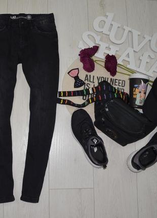 10 лет 140 см обалденные фирменные джинсы скины для моднявок узкачи