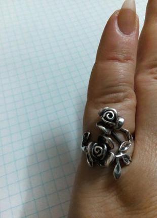 Серебряное кольцо "розы"4 фото