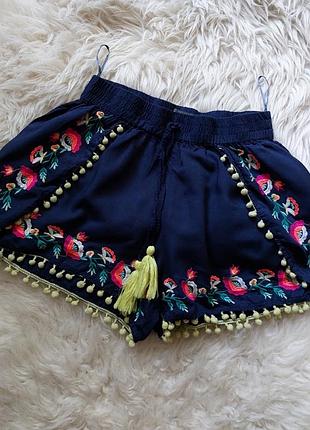 💛🌺💙 красивые лёгкие шорты с вышивкой